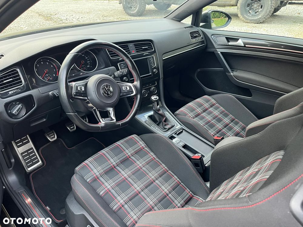 Volkswagen Golf 2.0 TSI BMT GTI Performance - 8
