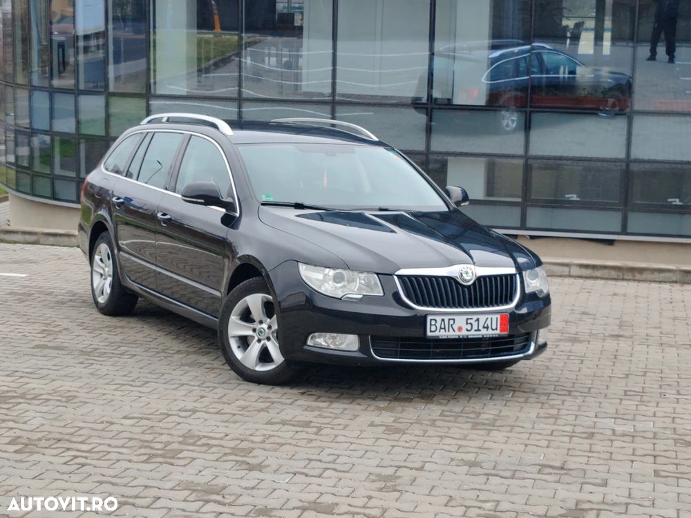 Skoda Superb 2.0 TDI DSG Elegance - 2