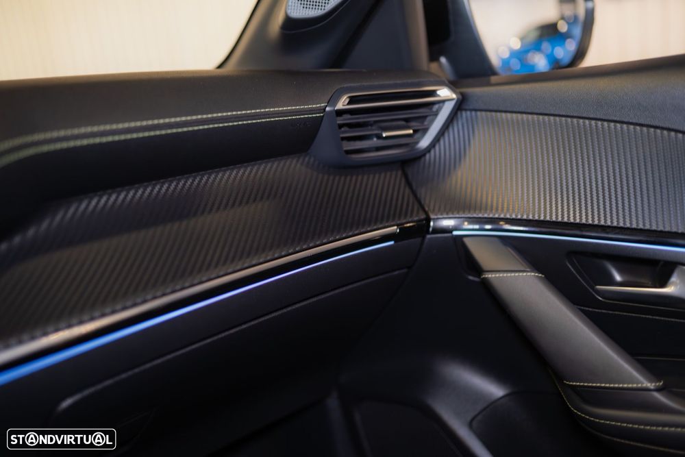 Peugeot 208 1.2 PureTech GT Line - 30