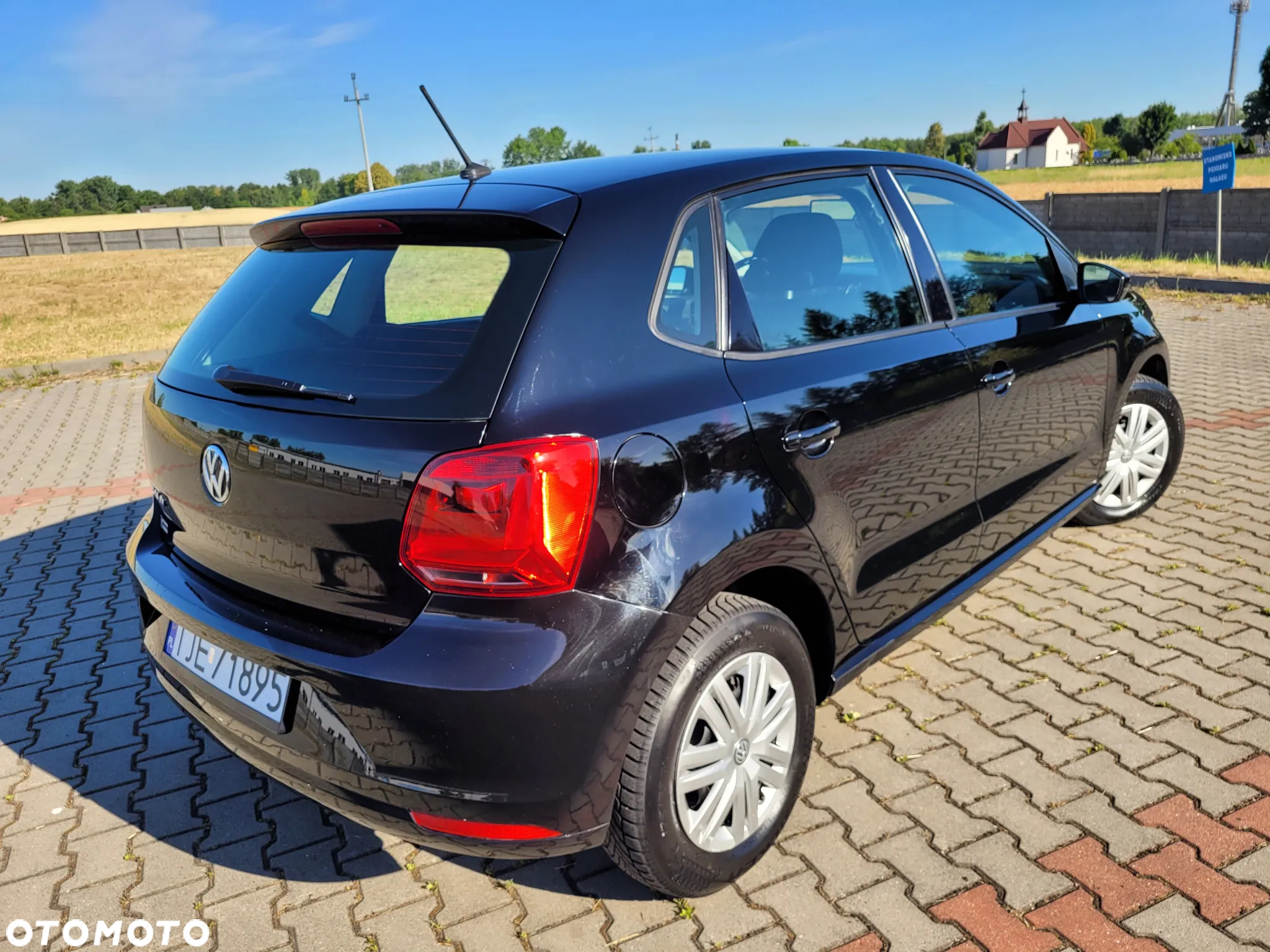 Volkswagen Polo 1.0 (Blue Motion Technology) Comfortline - 32