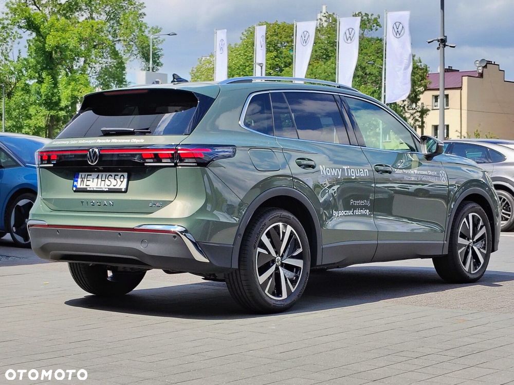 Volkswagen Tiguan - 7