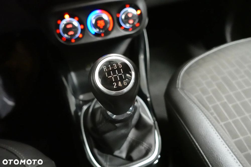 Opel Corsa 1.0 T Cosmo S&S - 33
