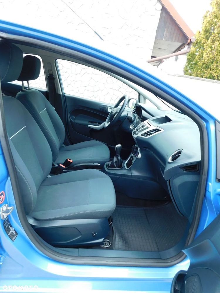 Ford Fiesta 1.25 Champions Edition - 19