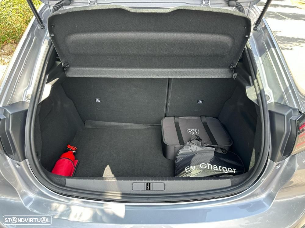 Peugeot e-208 50 kWh GT Pack - 34