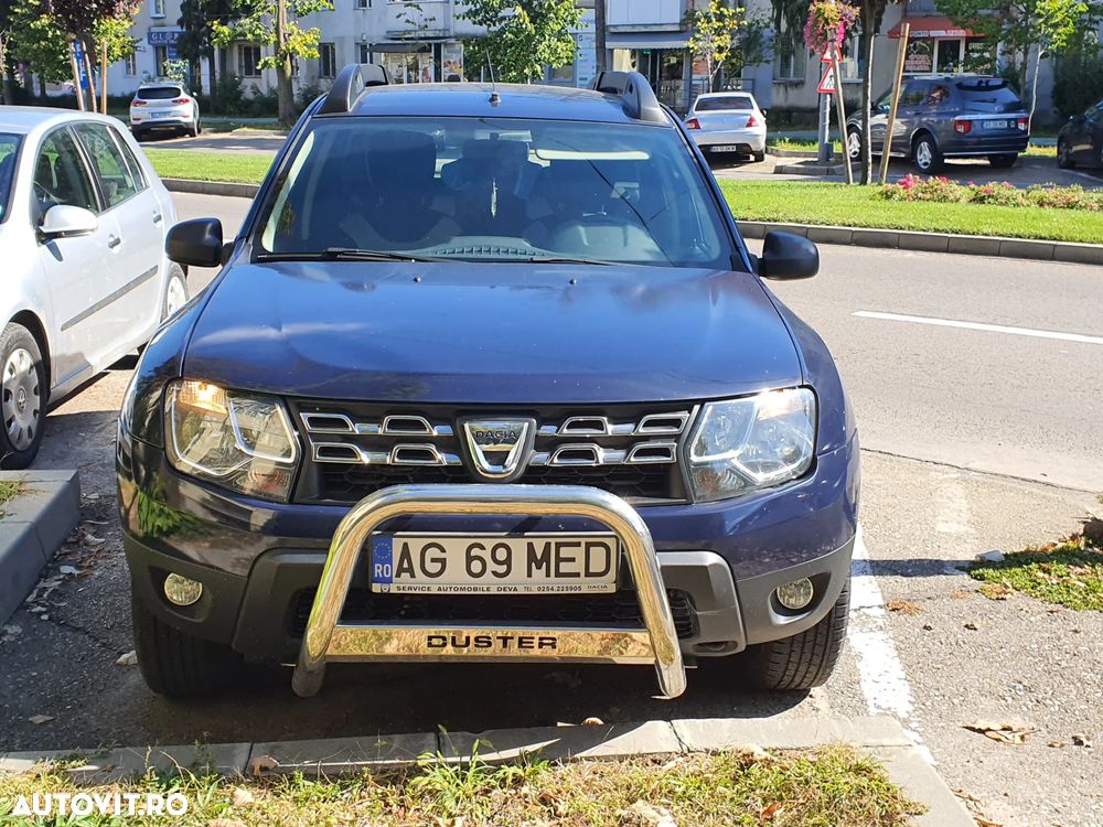 Dacia Duster 1.6 4x2 Laureate - 1