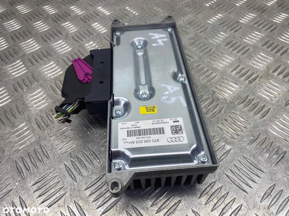 WZMACNIACZ RADIA GŁOŚNIKÓW AUDI A4 B8 A5 8T 8T0035223AH - 8