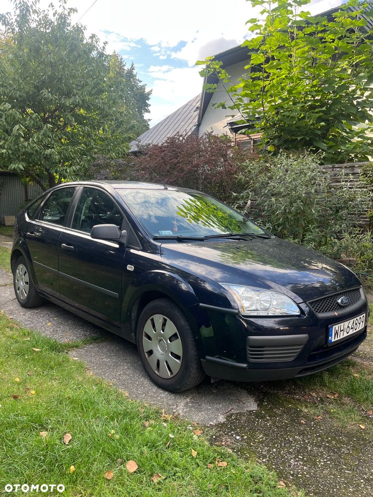 Ford Focus 1.4 Ambiente - 9