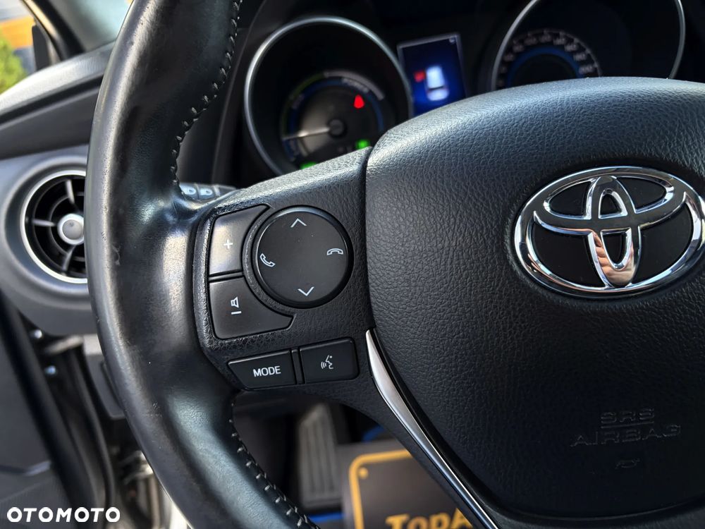 Toyota Auris 1.8 HSD Prestige - 24