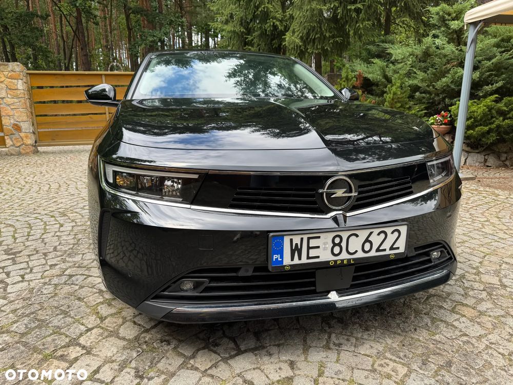 Opel Astra 1.2 T Elegance S&S - 9