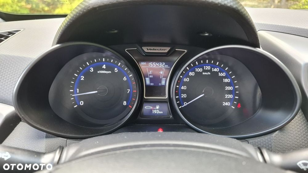 Hyundai Veloster 1.6 Turbo Premium - 16