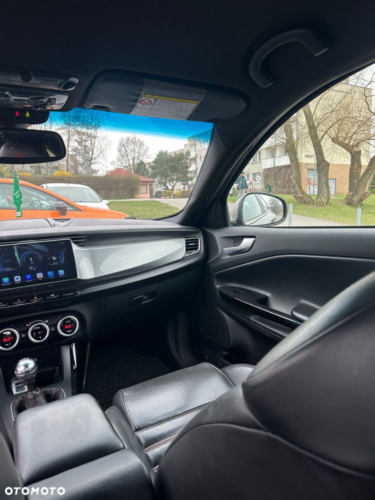 Alfa Romeo Giulietta 1.6 JTDM Distinctive - 11