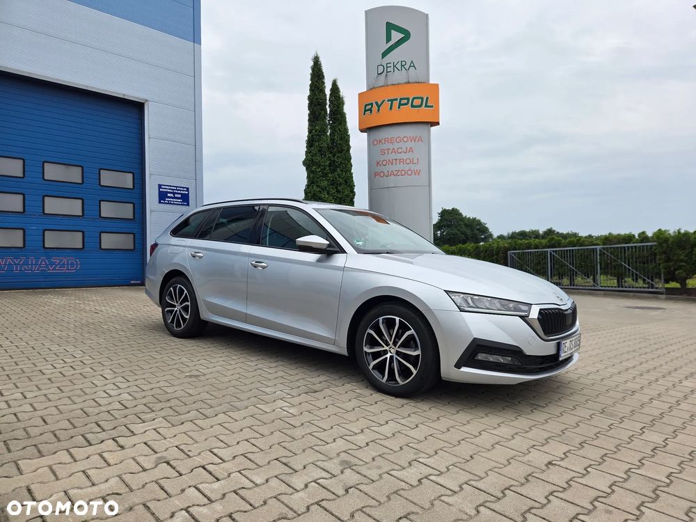 Skoda Octavia 2.0 TDI DSG Ambition - 3