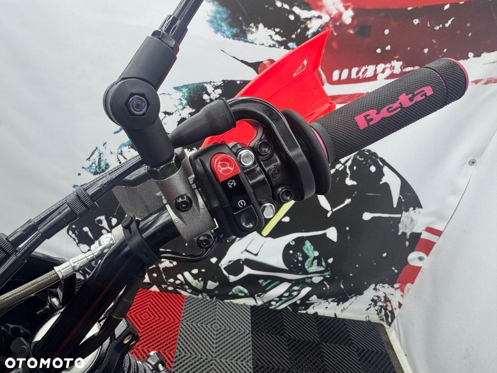 Beta RR - 24