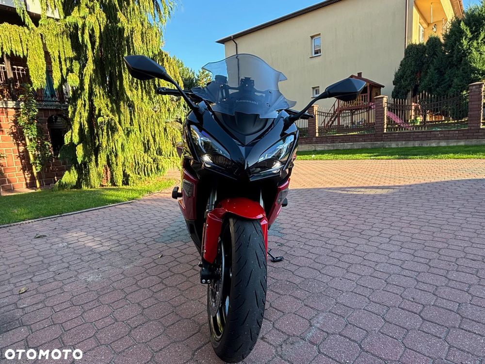 Kawasaki Ninja 1000 SX - 2
