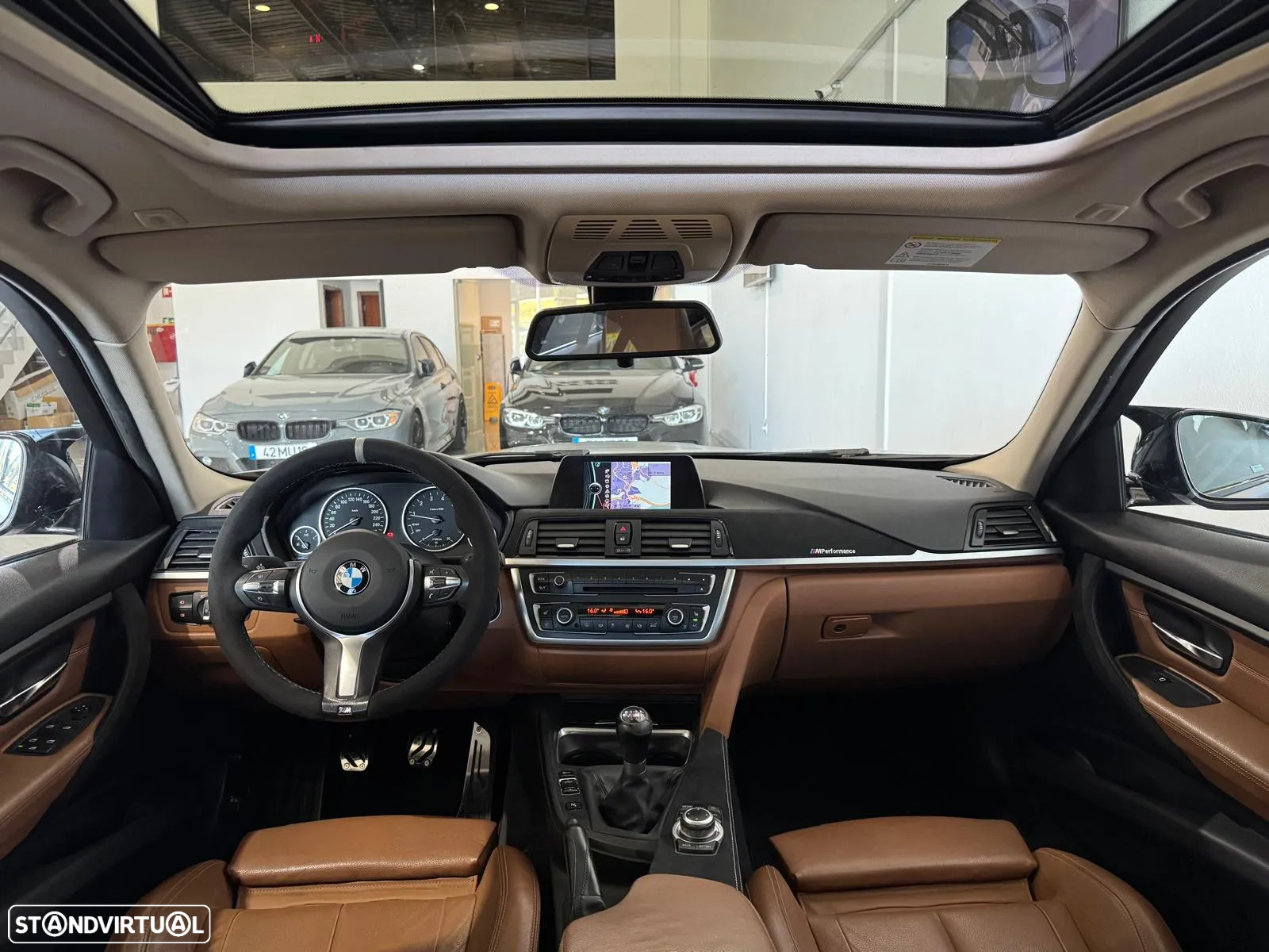 BMW 320 i Pack M - 50
