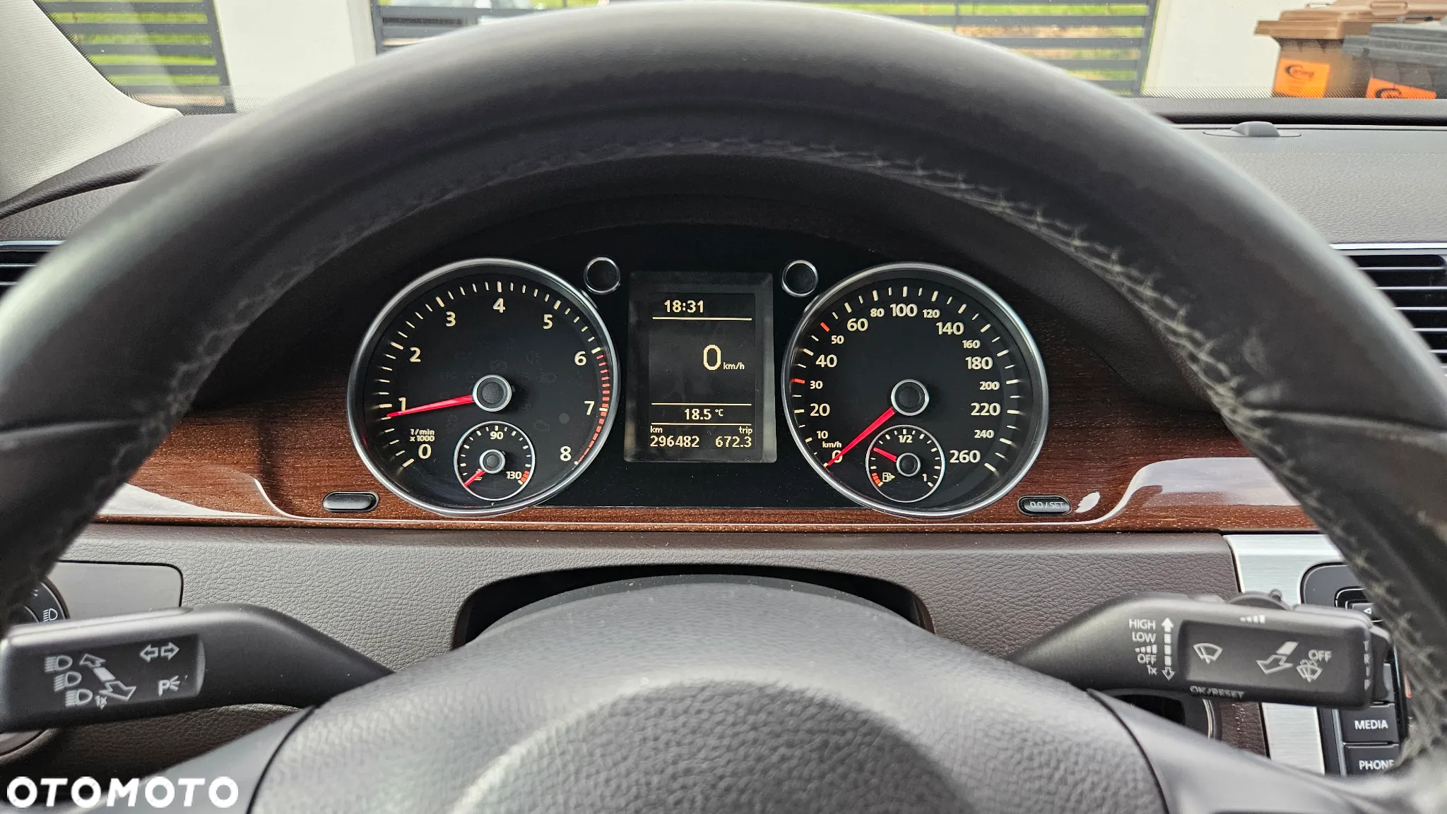 Volkswagen Passat 2.0 TSI Highline - 15