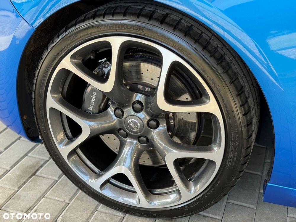 Opel Astra OPC - 21