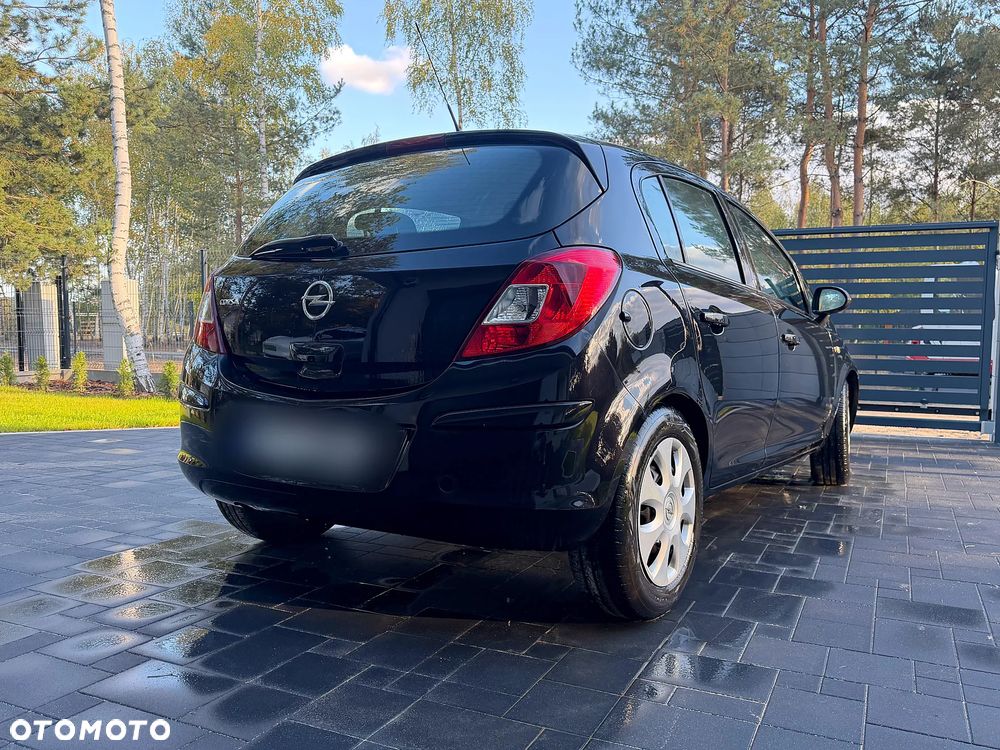 Opel Corsa 2011 photo 5