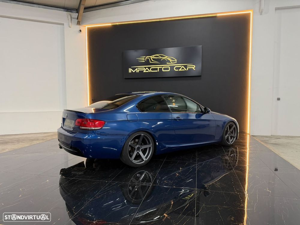 BMW 320 - 19
