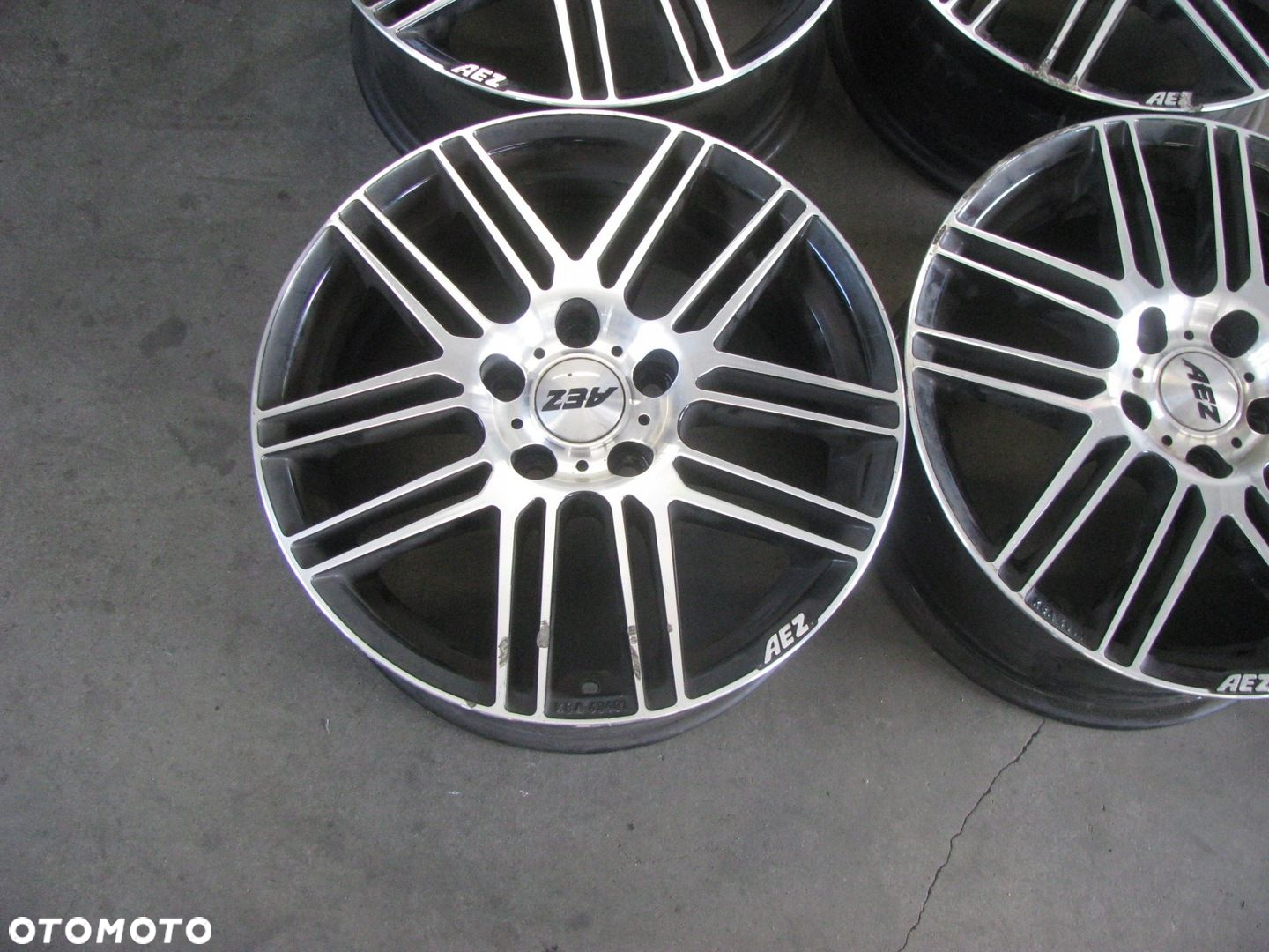 Felga aluminiowa AEZ 7.0" x 16" 5x108 ET 48 - 2