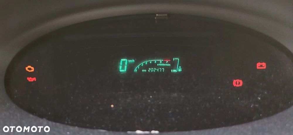 Toyota Yaris 1.0 Base - 10