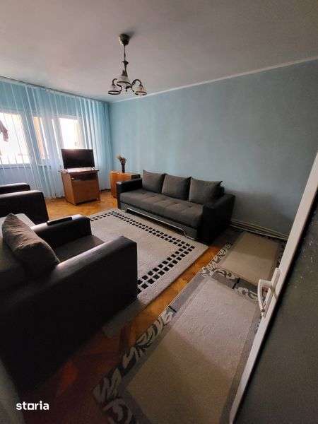 Apartament 3 camere, IC Frimu, decomandat, 71 mp utili, centrala — fotografia 1