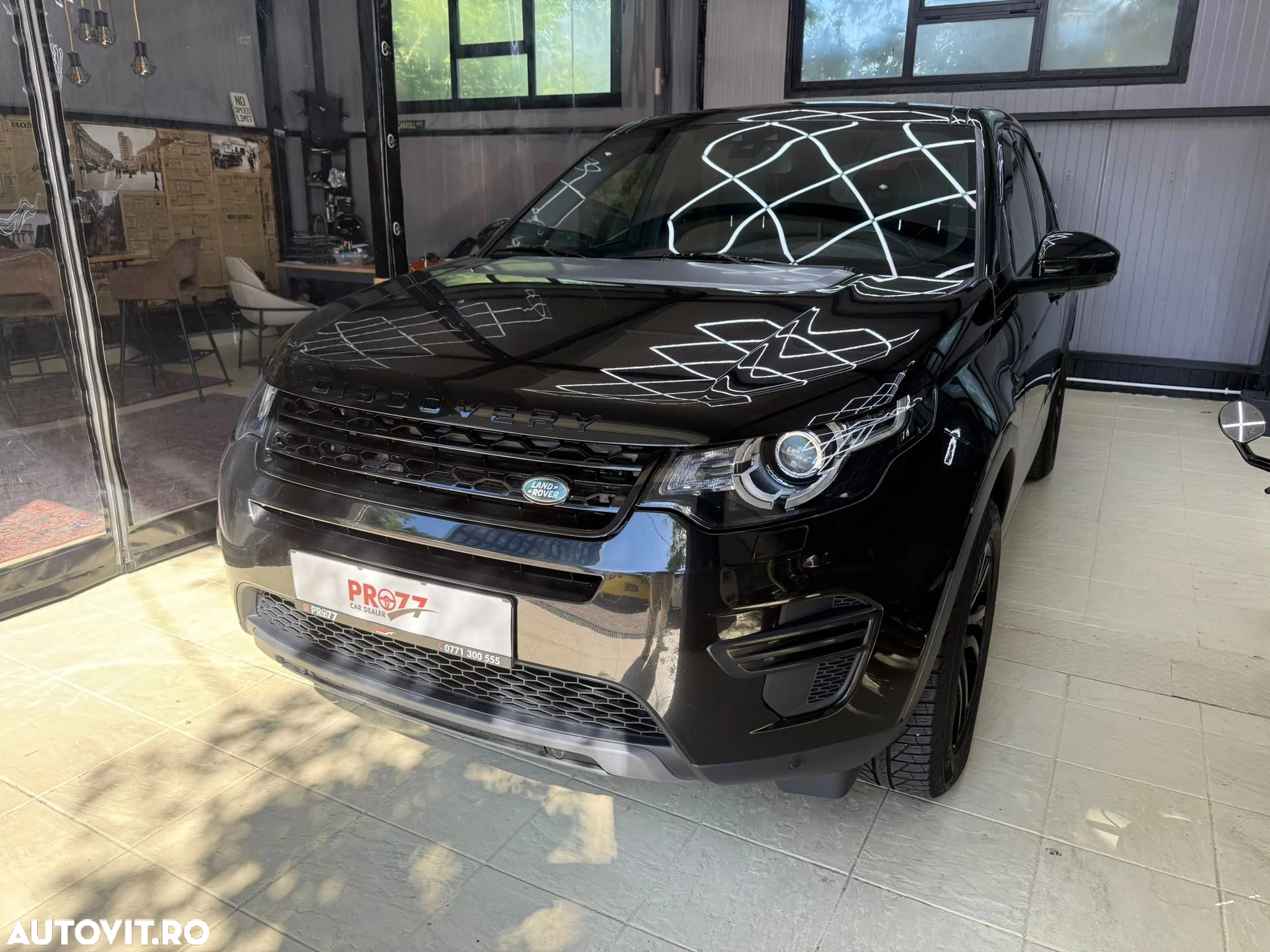 Land Rover Discovery Sport - 3