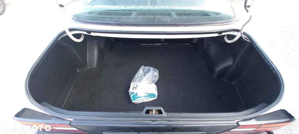 Ford Orion 1.4 CL - 11