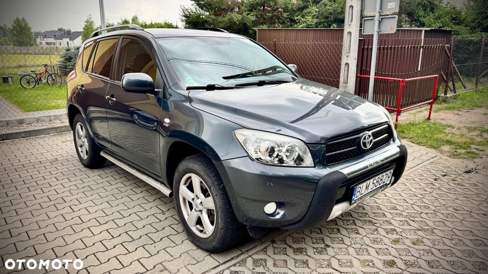 Toyota RAV4 2.2 D-4D 4x4 Executive - 6