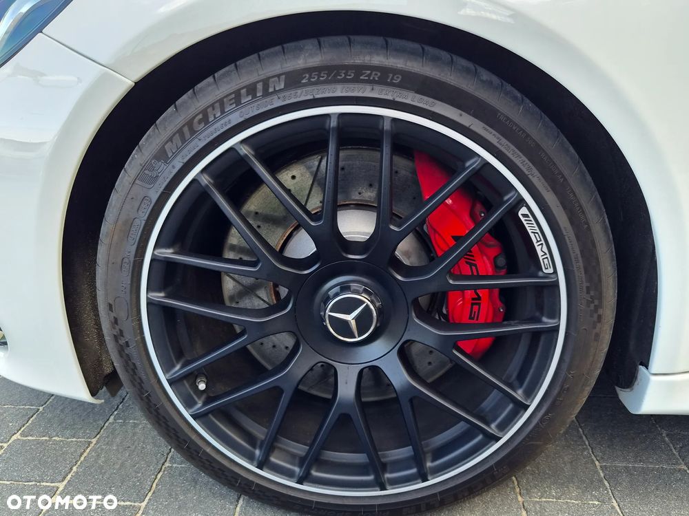 Mercedes-Benz Klasa C AMG 63 S AMG Speedshift 7G-MCT - 15