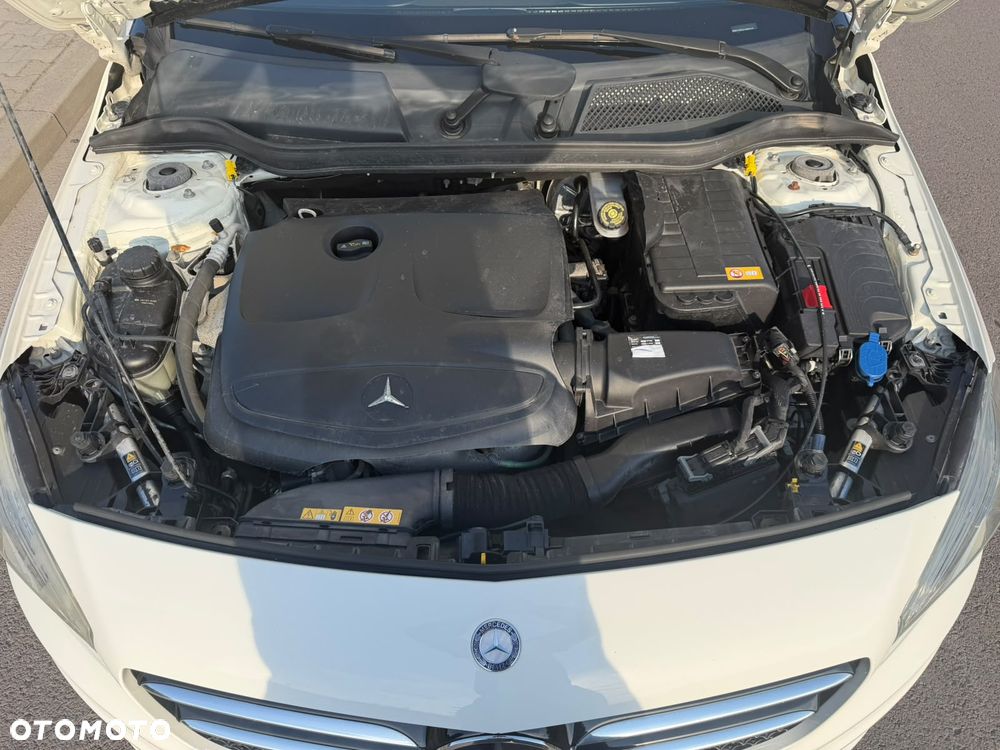 Mercedes-Benz Klasa A 180 (BlueEFFICIENCY) 7G-DCT AMG Sport - 23