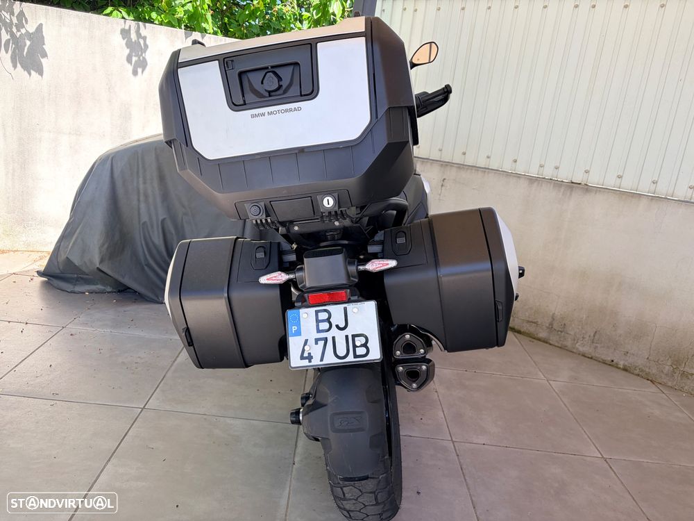 BMW R 1300 GS Triple Black - 11