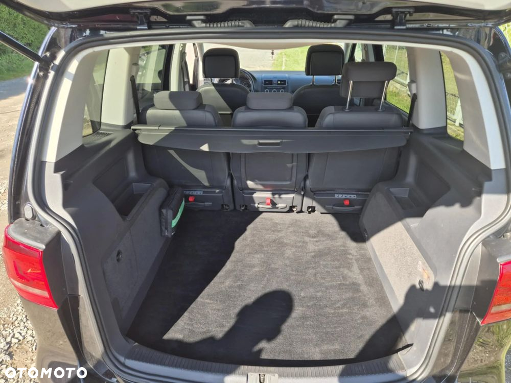 Volkswagen Touran 1.6 TDI DPF Highline - 8