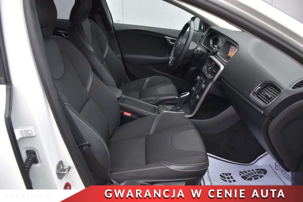 Volvo V40 T2 Geartronic Momentum - 11