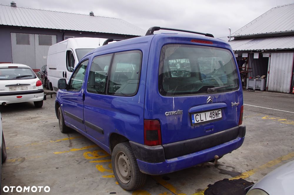 Auto na części - Citroen Berlingo I Lift 1.9 D 69 KM DW8 BE4R KPV 2003R Silnik Skrzynia Klapa Maska Błotnik Drzwi Szyba Lusterko Deska Kokpit Sterownik Moduł Licznik - 4