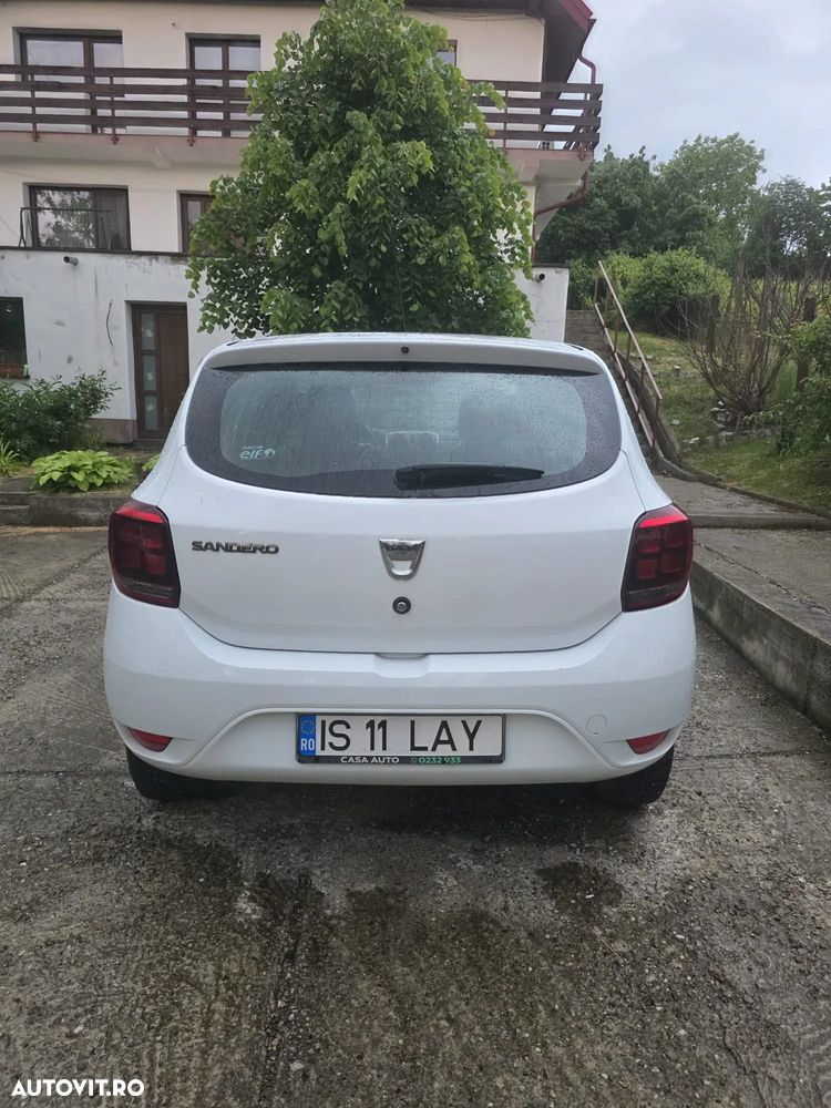 Dacia Sandero - 4