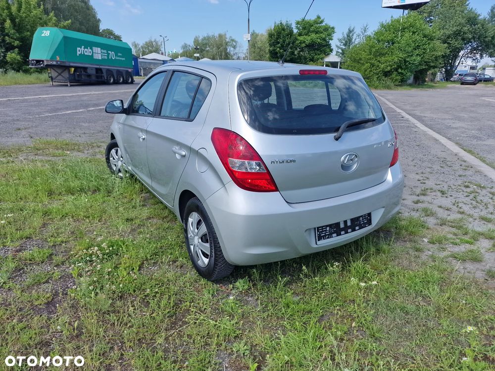 Hyundai i20 1.2 Edition Plus - 16