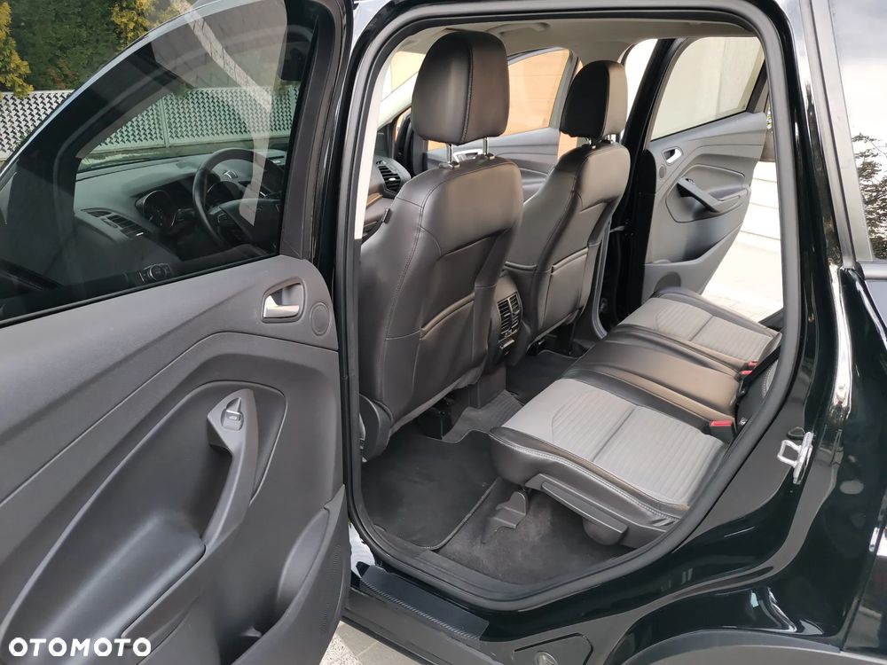 Ford Escape 2.0 EcoBoost AWD Titanium - 15