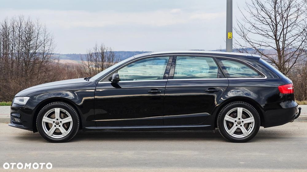 Audi A4 Avant 2.0 TDI DPF quattro Ambiente - 11