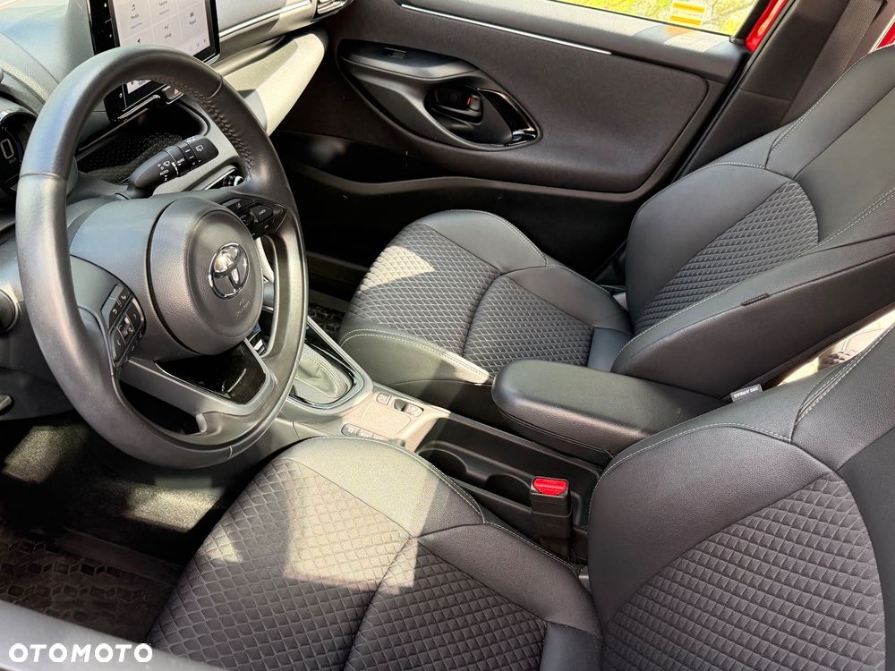 Toyota Yaris 1.5 Executive CVT - 16