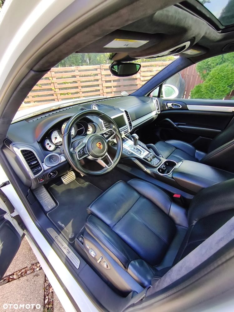 Porsche Cayenne GTS - 3