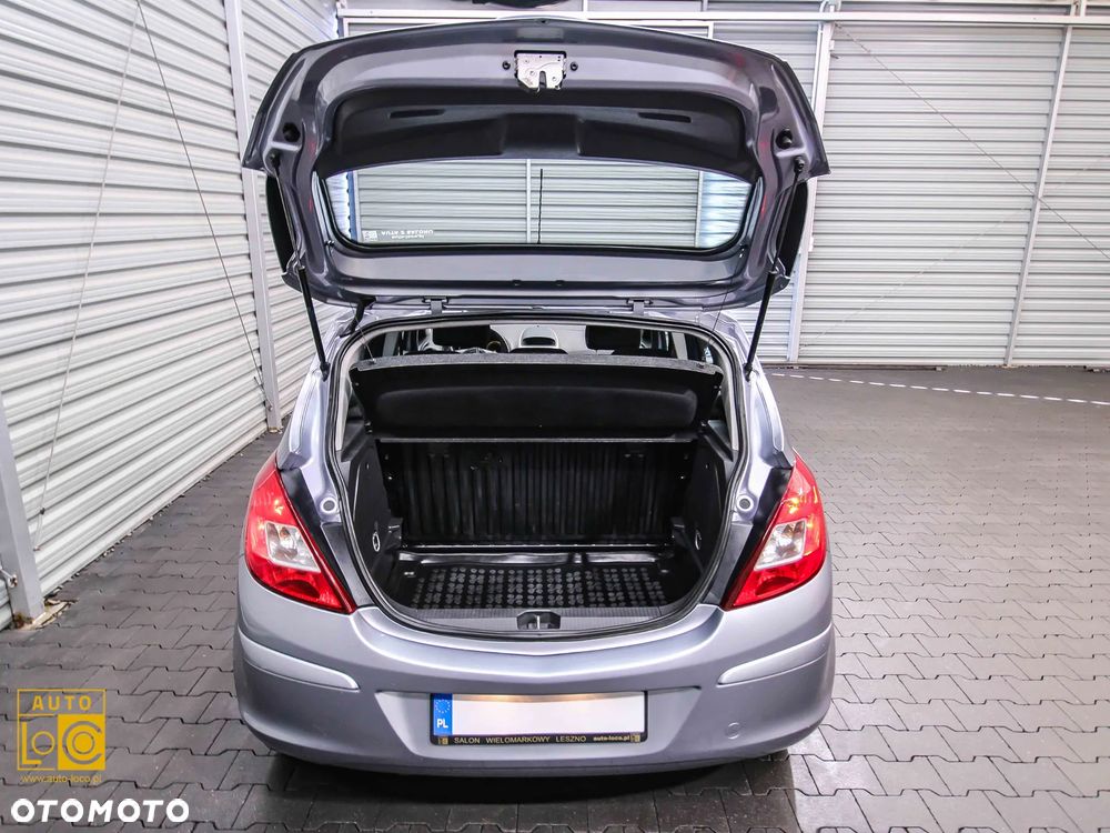 Opel Corsa 1.2 16V Enjoy - 12