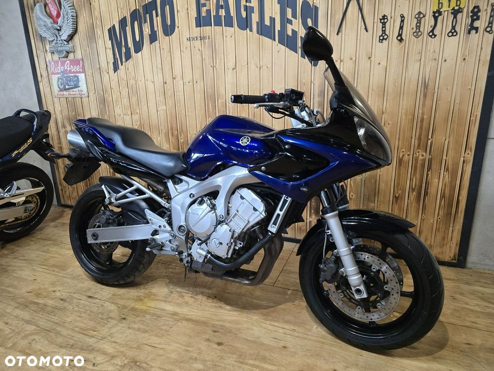 Yamaha FZ - 2