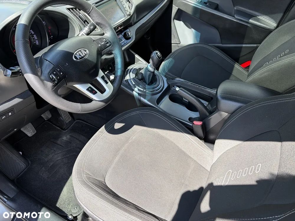 Kia Sportage 1.7 CRDI 2WD Attract - 10