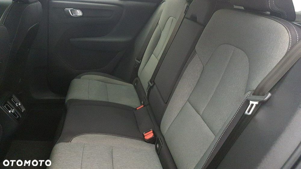 Volvo XC 40 - 17
