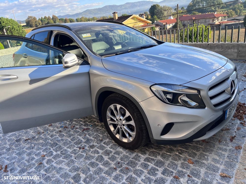 Mercedes-Benz GLA 220 - 17