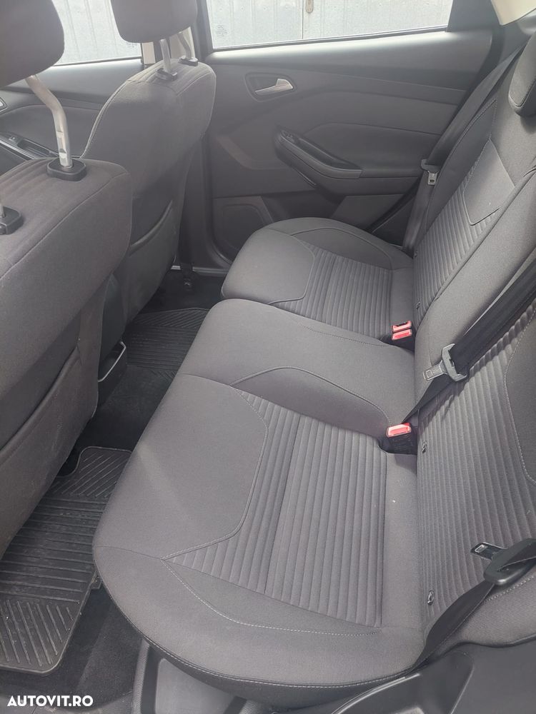 Ford Focus - 5