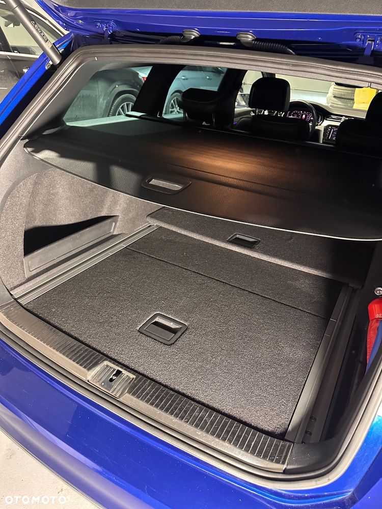 Volkswagen Passat - 19