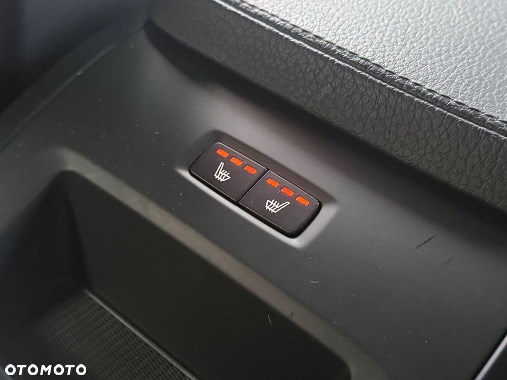 Volvo V90 D3 AWD Geartronic Momentum - 17