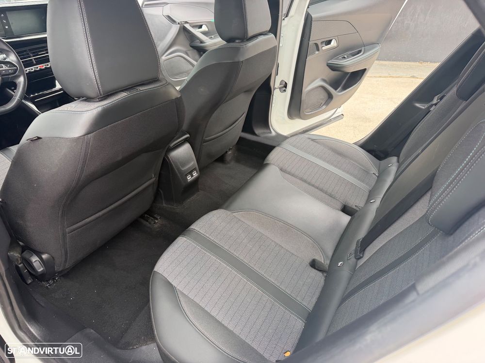 Peugeot 2008 BlueHDi 110 Allure Pack - 57